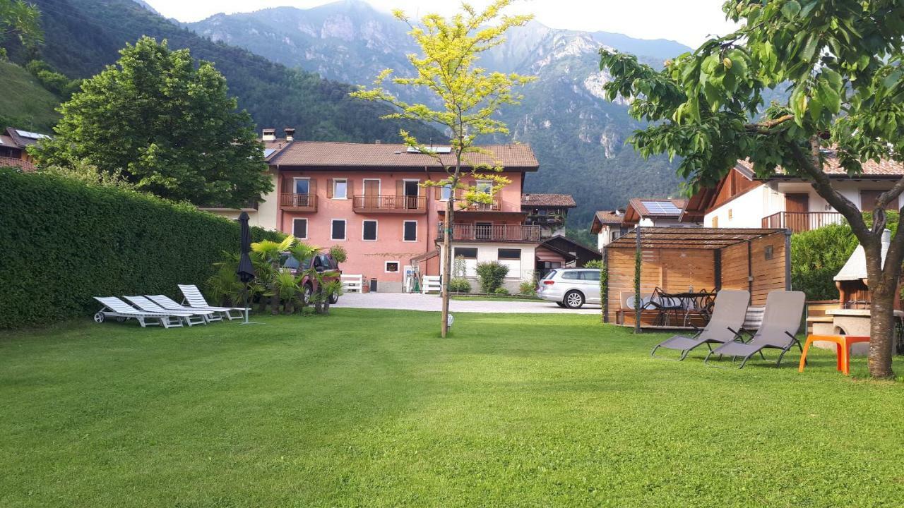 Ledro Lake Suite "Pur" Мецолаго Екстериор снимка